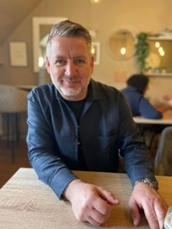 Stephen Dunn.jpg