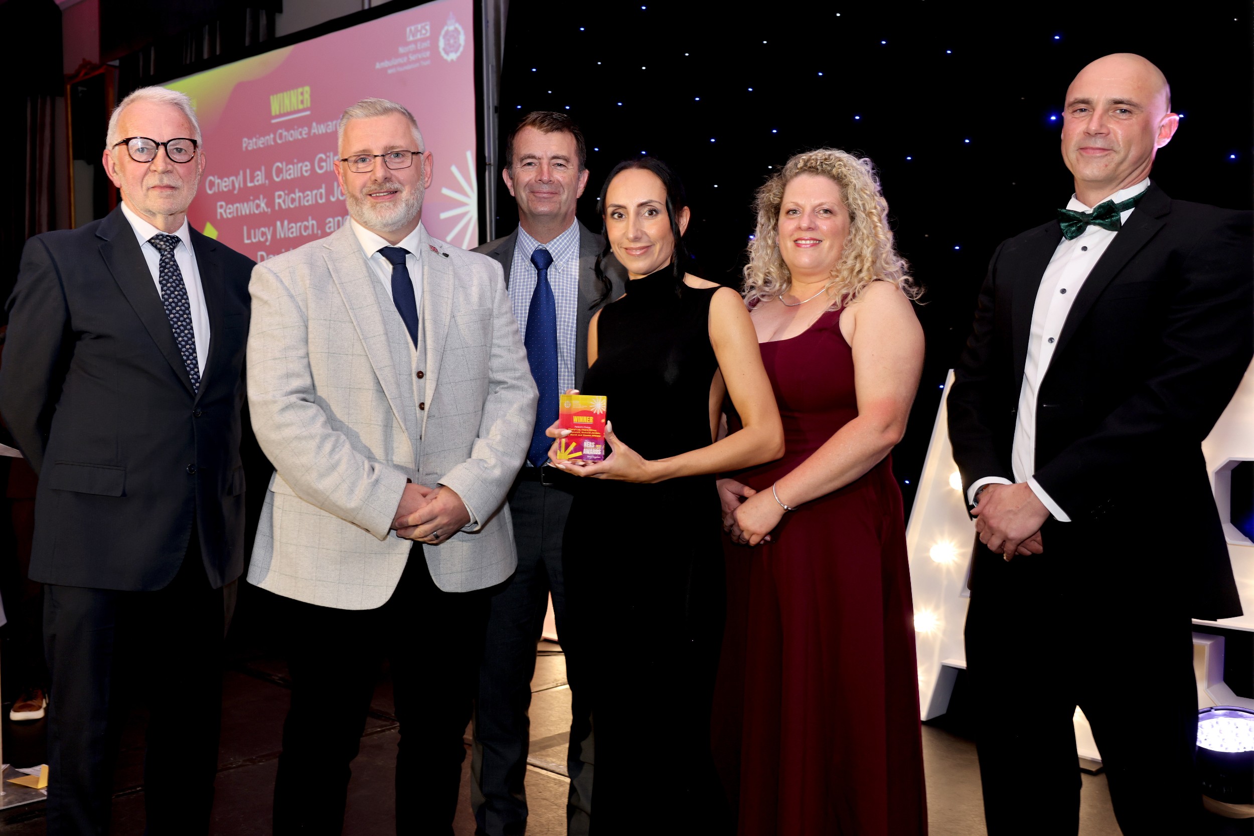 Patient's Choice winners Paul Renwick, Steven Allsop, Cheryl Lal and Lucy March with NEAS Chair Stuart Corbridge and Chief Executive Kev Scollay.jpg