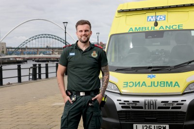 Paramedic Tyne Bridge